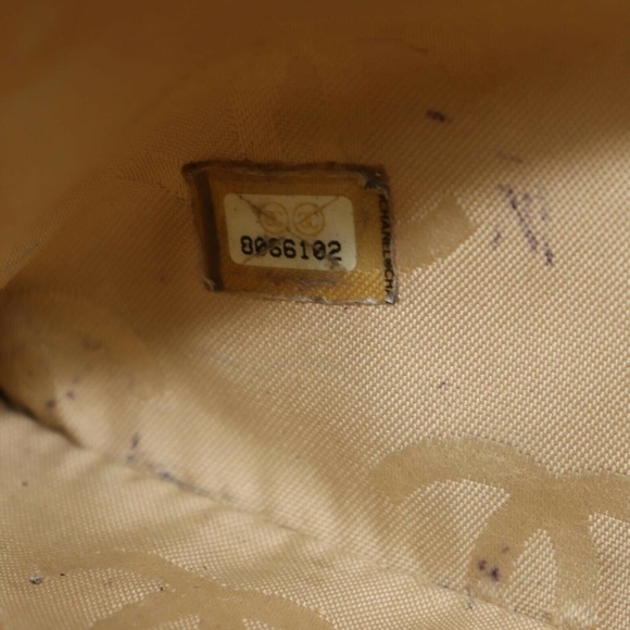 Chanel Wild Stitch Leather Tote - Picture 6 of 8